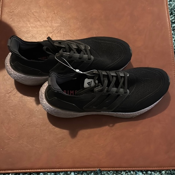 Adidas Black and Gray Athletic Sneakers - Picture 11 of 11